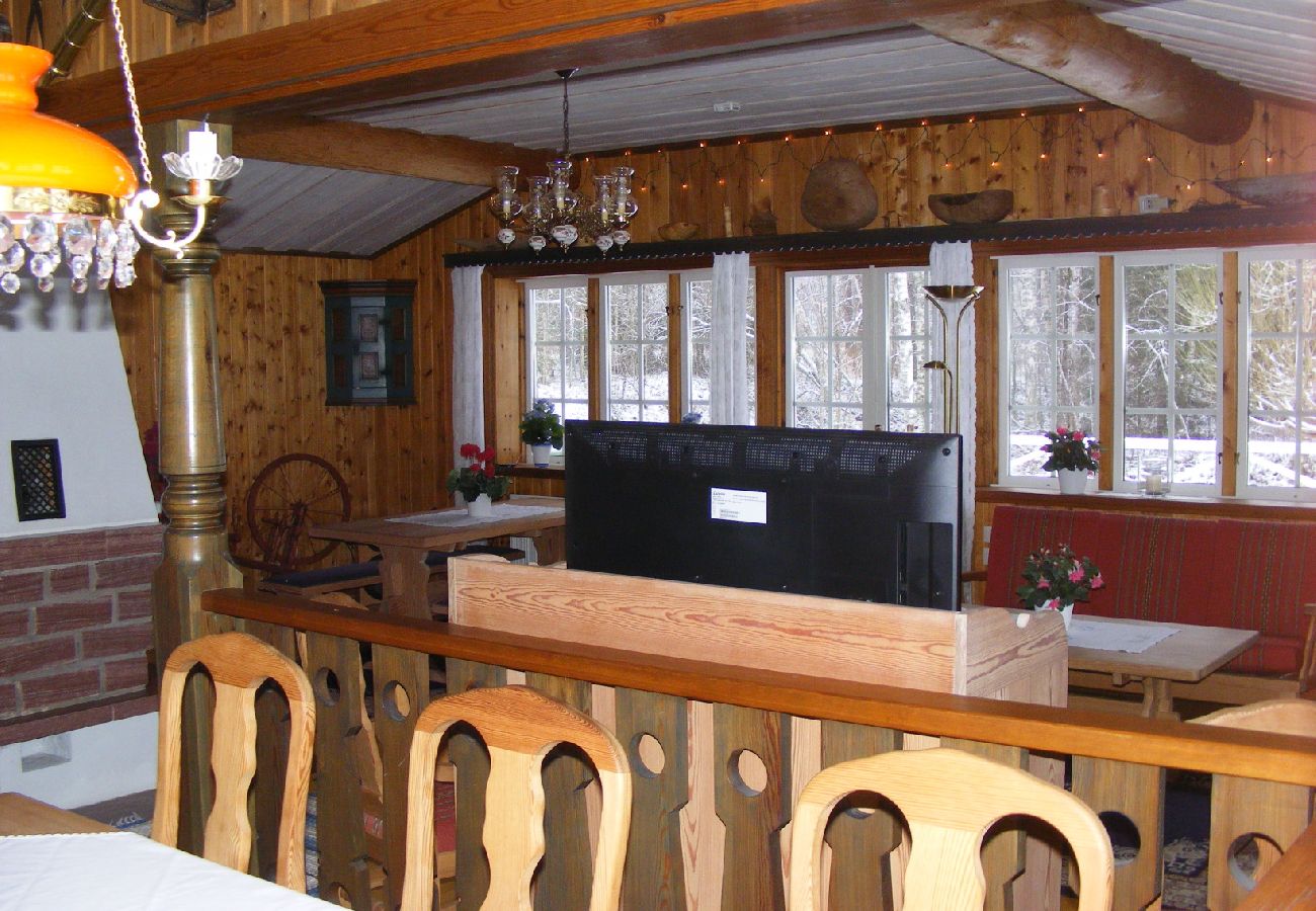 Ferienhaus in Mora - Schönes Ferienhaus in Dalarna auf einem Seegrundstück