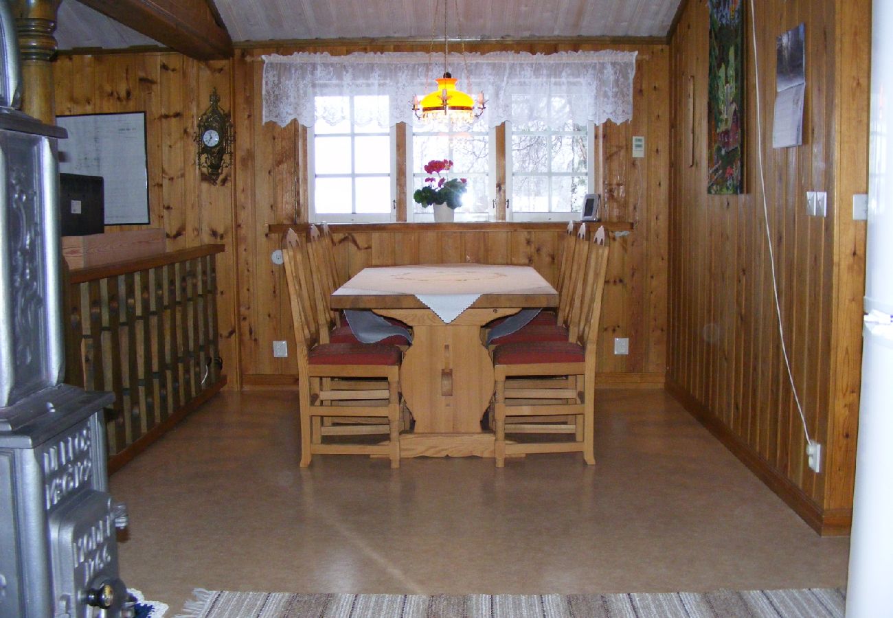Ferienhaus in Mora - Schönes Ferienhaus in Dalarna auf einem Seegrundstück