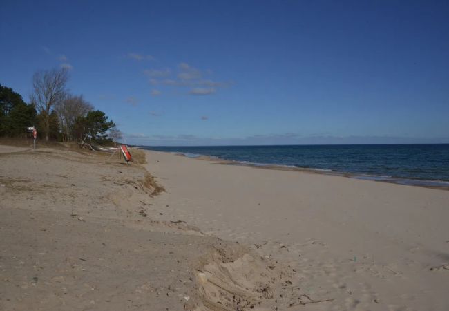 Ferienhaus in Degeberga - Nur 40 Meter von der Ostsee und Sandstrand Ferienhaus in Degeberga - Nur 40 Meter von der Ostsee und Sandstrand