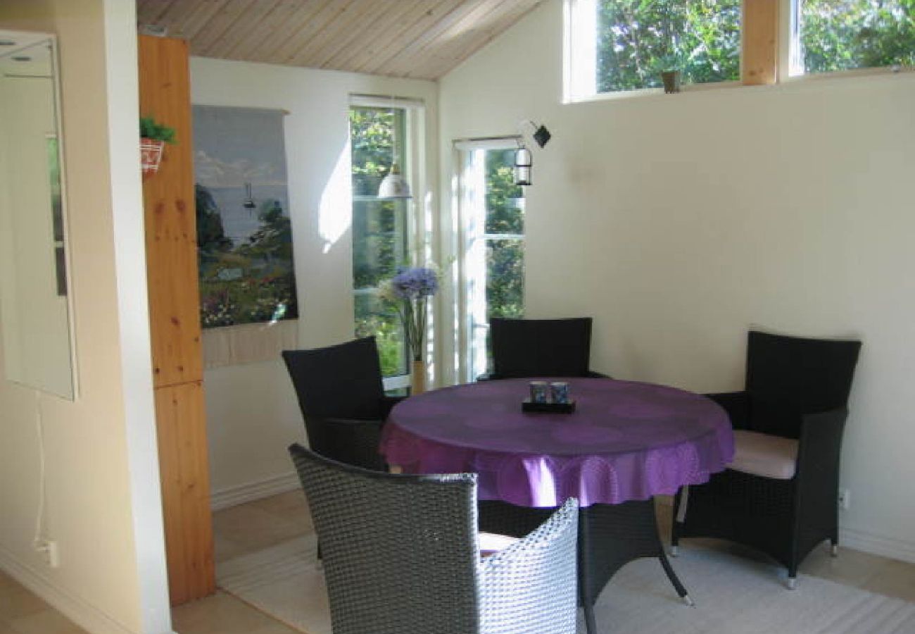 Ferienhaus in Degeberga - Nur 40 Meter von der Ostsee und Sandstrand