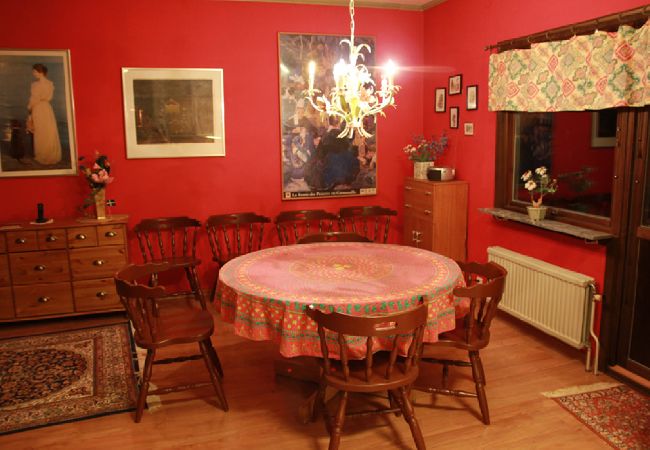 Ferienwohnung in Bromölla - Schöne Ferienwohnung direkt am See mit Boot, Kanu, Internet und Jacuzzi Ferienwohnung in Bromölla - Schöne Ferienwohnung direkt am See mit Boot, Kanu, Internet und Jacuzzi