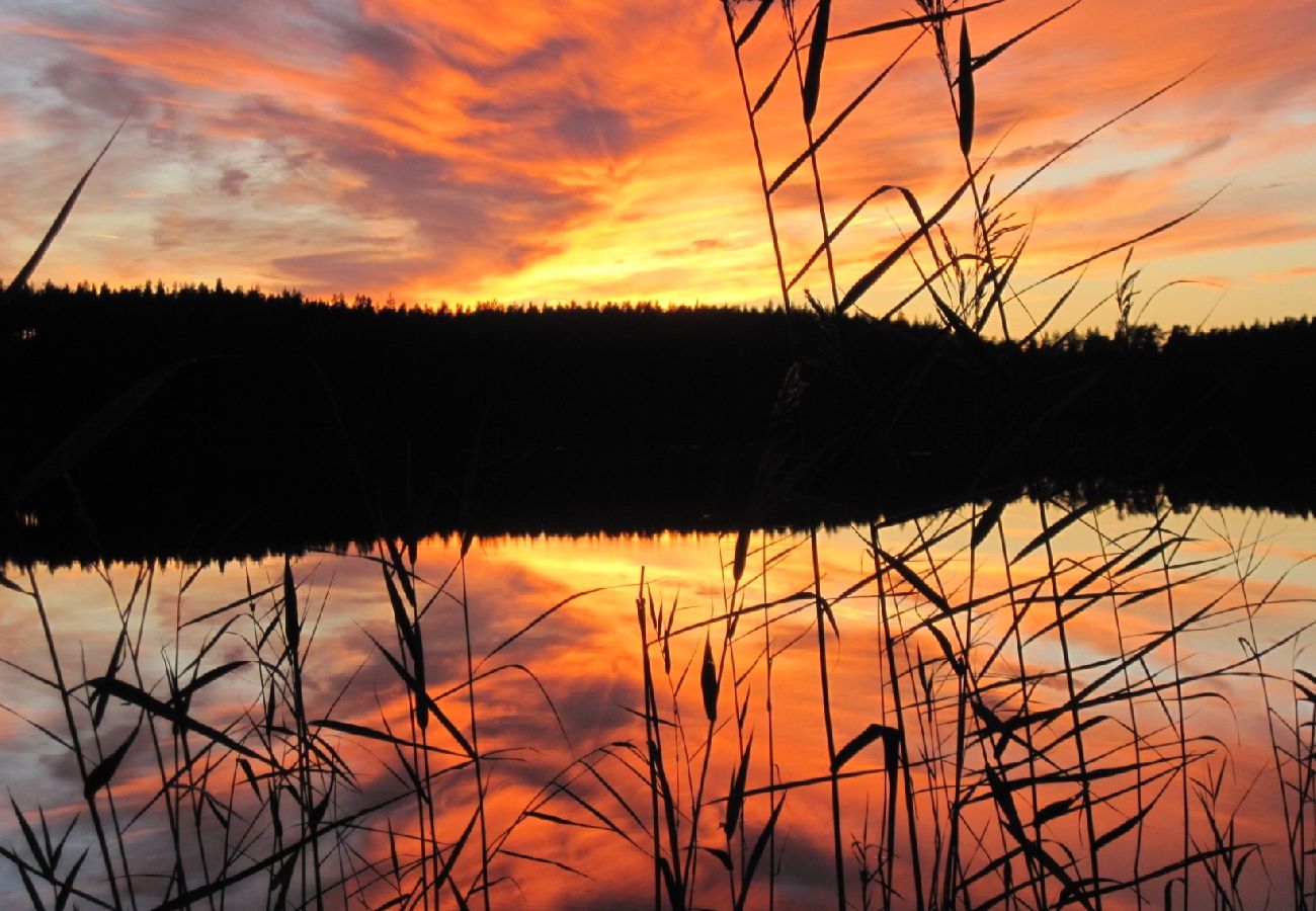 Ferienhaus in Mora - Traum-Ferienhaus am See in Dalarna mit Sauna