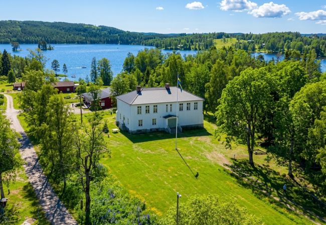 Ferienhaus in Lesjöfors - Grosses Ferienhaus für 18 Personen im schönen Värmland