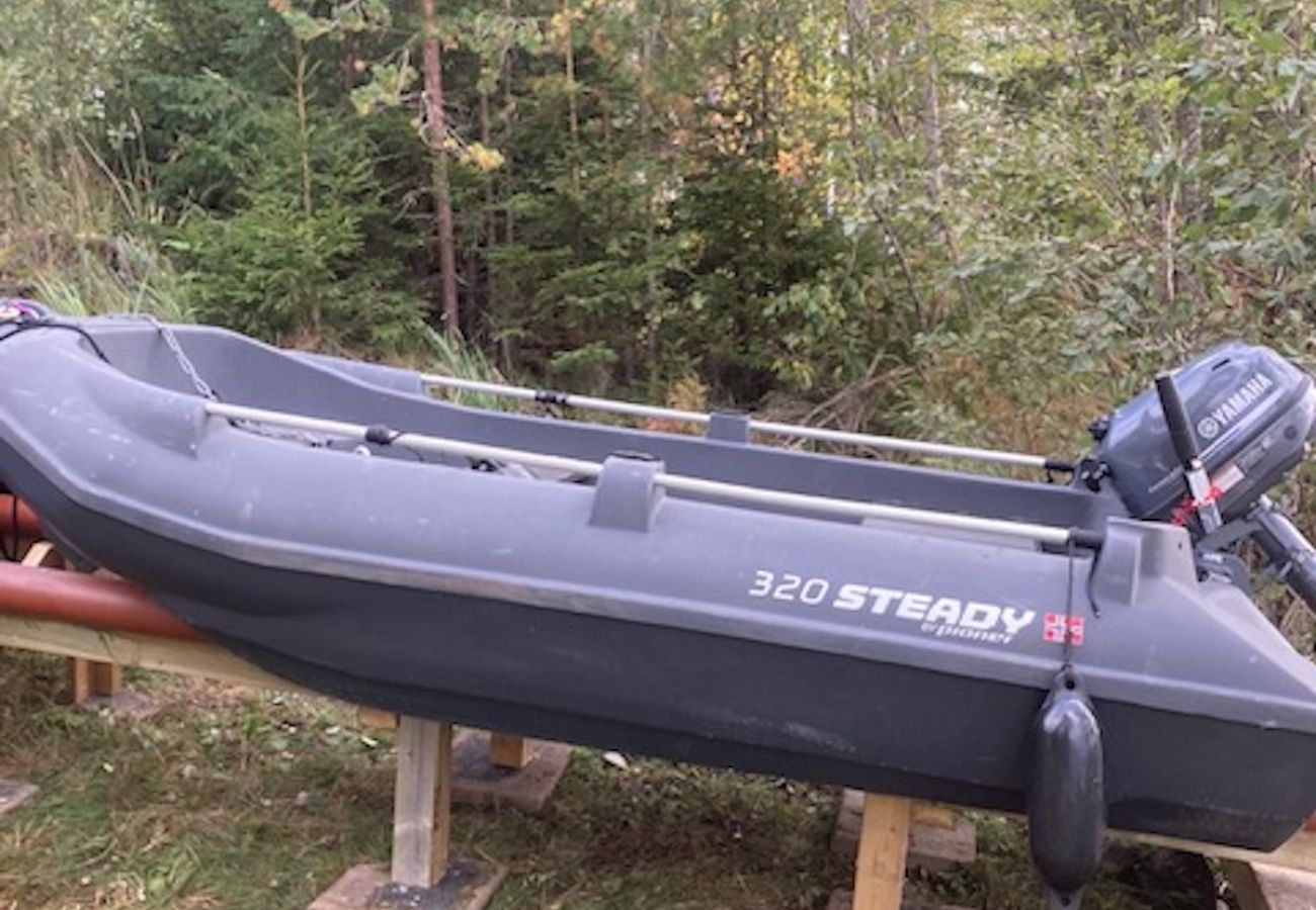 Ferienhaus in Bräcke - Wunderbares Komfort-Blockhaus direkt am See 