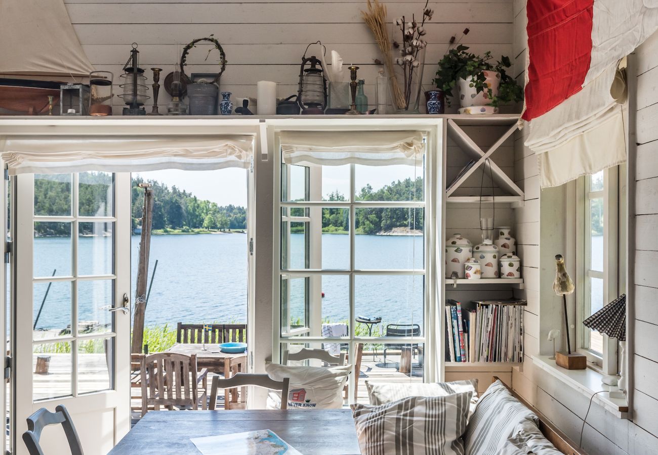 Ferienhaus in Värmdö - Urlaub direkt am Wasser vor den Türen Stockholm