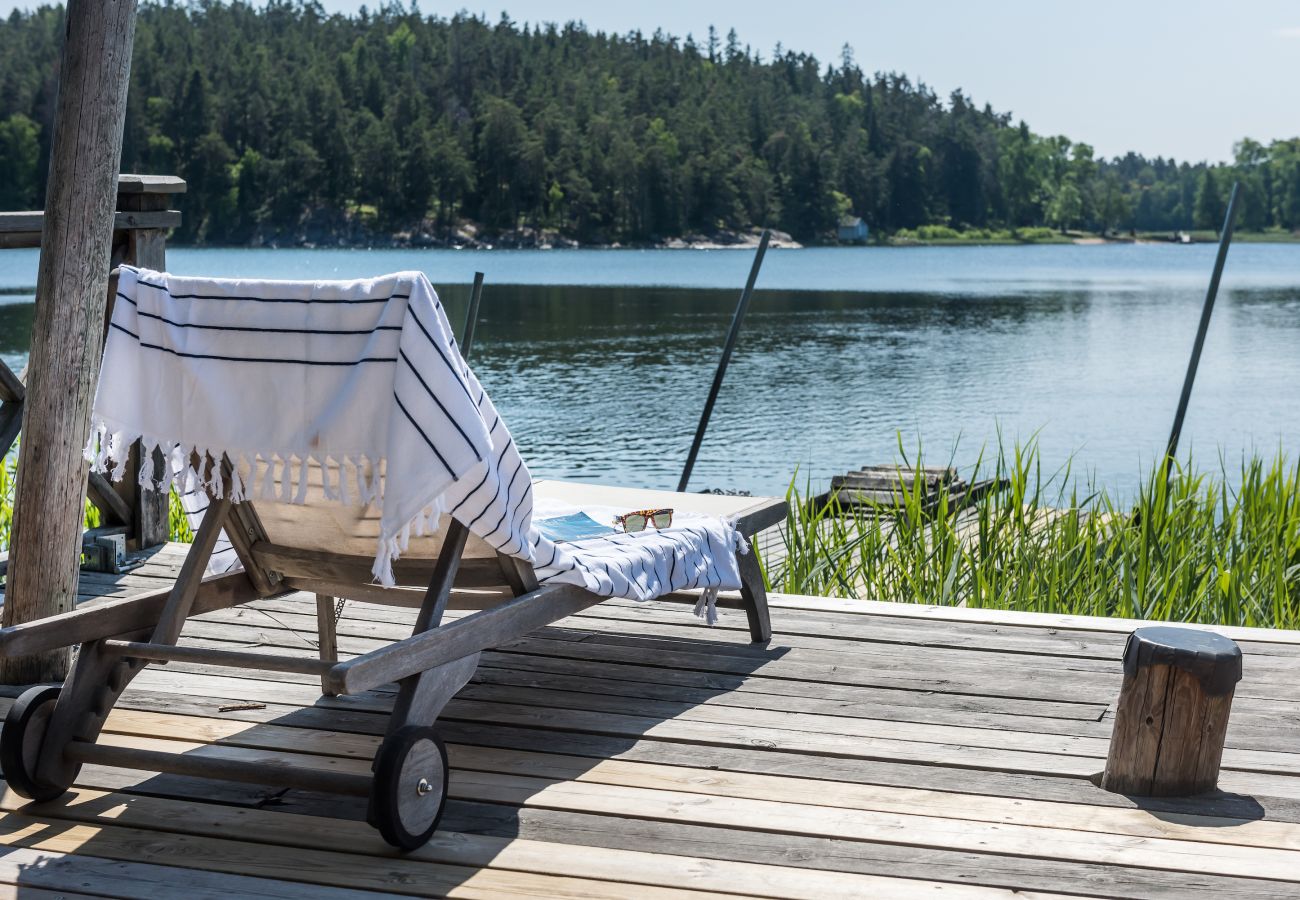 Ferienhaus in Värmdö - Urlaub direkt am Wasser vor den Türen Stockholm