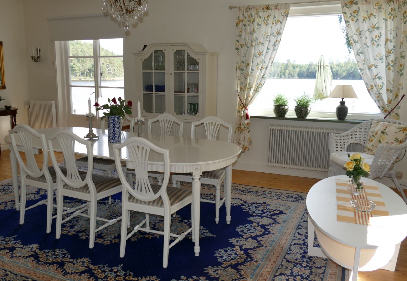 Ferienhaus in Ryd - Wunderbares Ferienhaus direkt am Åsnensee mit Booten, Kanus, Internet und deutschen Fernsehen