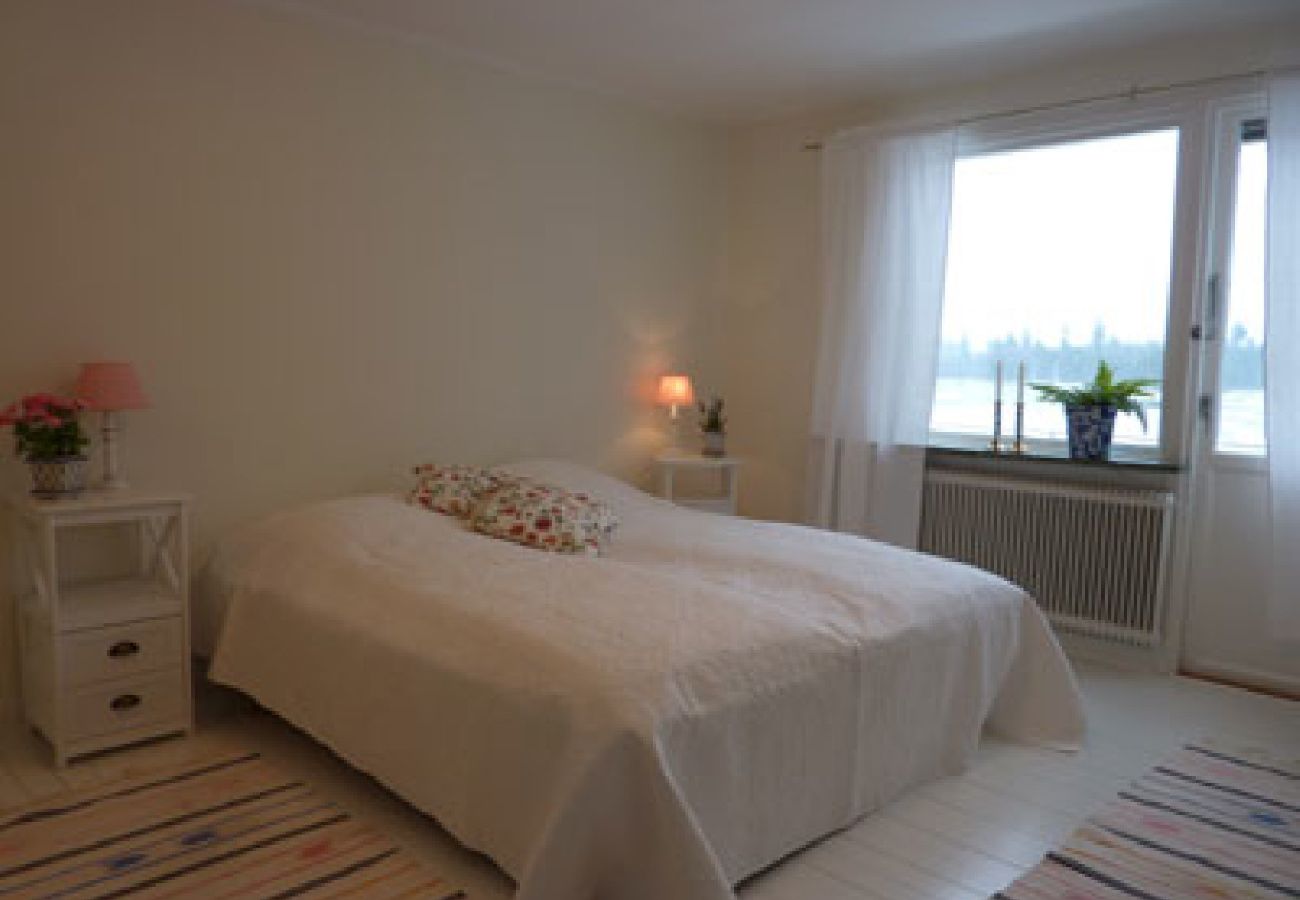Ferienhaus in Ryd - Wunderbares Ferienhaus direkt am Åsnensee mit Booten, Kanus, Internet und deutschen Fernsehen