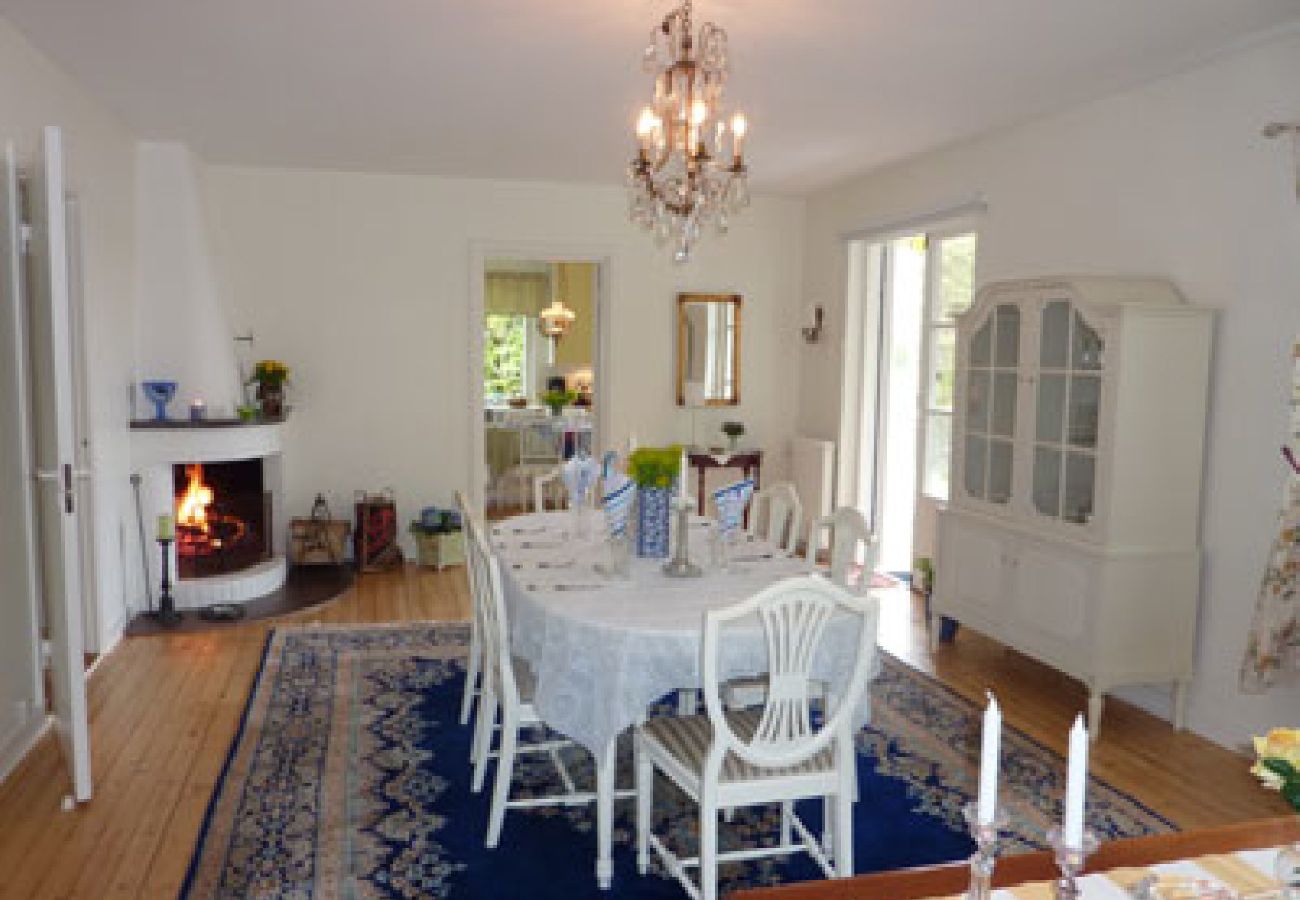 Ferienhaus in Ryd - Wunderbares Ferienhaus direkt am Åsnensee mit Booten, Kanus, Internet und deutschen Fernsehen