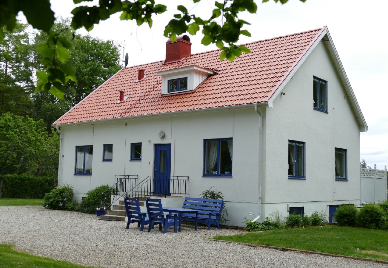 Ferienhaus in Ryd - Wunderbares Ferienhaus direkt am Åsnensee mit Booten, Kanus, Internet und deutschen Fernsehen