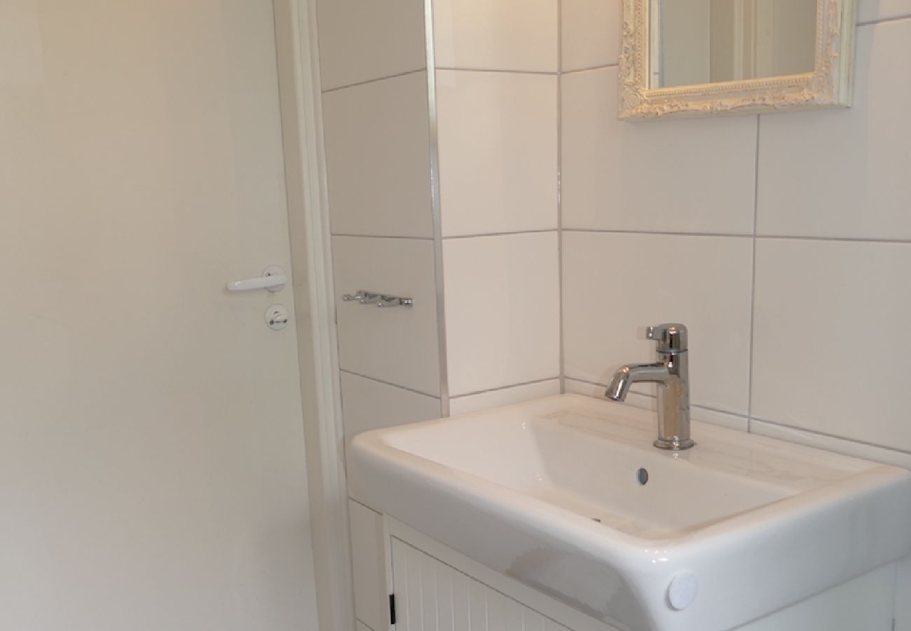 Ferienhaus in Ryd - Wunderbares Ferienhaus direkt am Åsnensee mit Booten, Kanus, Internet und deutschen Fernsehen