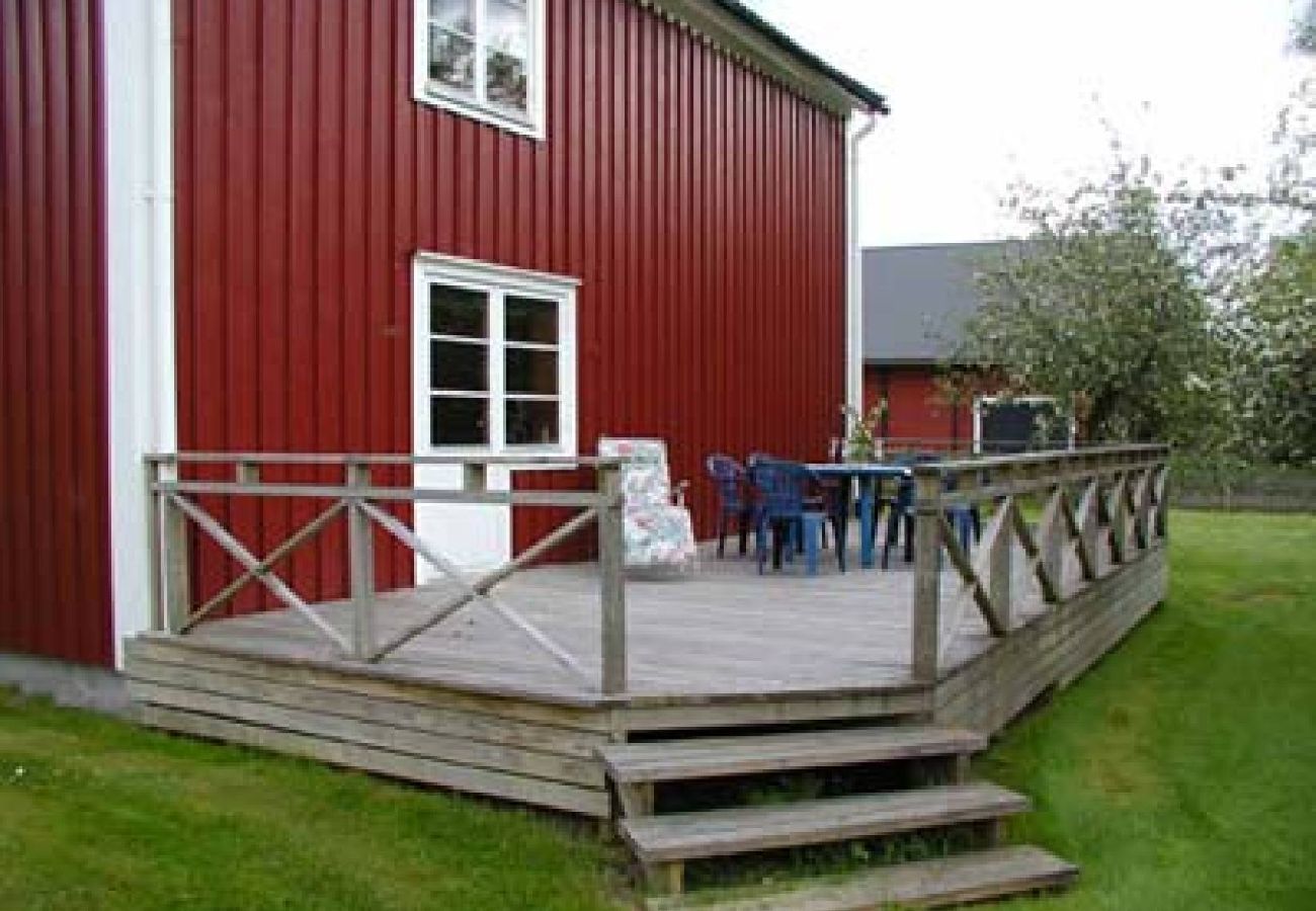 Ferienhaus in Lenhovda - Ferienhaus mit Boot mitten im schwedischen Glasreich