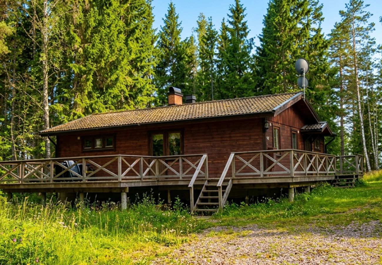 Ferienhaus in Årjäng - Wildnis- und Angelurlaub am See mit Boot & Sauna im wunderschönen Värmland