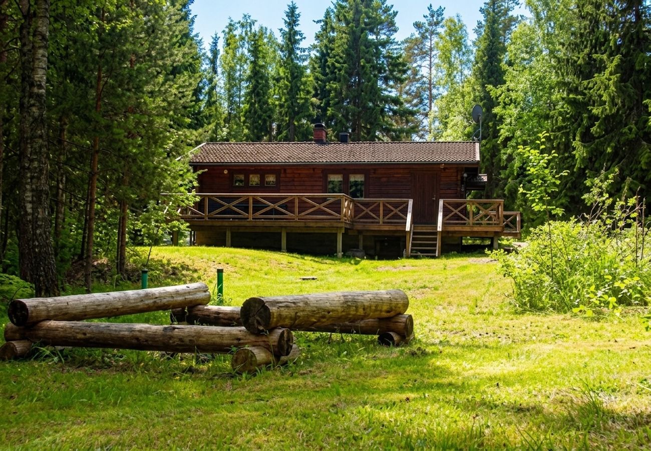 Ferienhaus in Årjäng - Wildnis- und Angelurlaub am See mit Boot & Sauna im wunderschönen Värmland