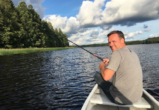 Ferienhaus in Järlåsa - Urlaub In Uppland unweit vom See Siggeforasjön