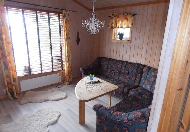 Ferienhaus in Örby - Fantastische Strandlage am See Öresjön