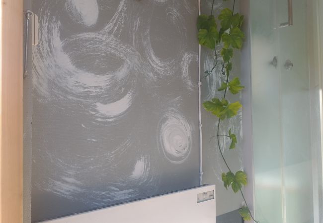 Ferienhaus in Kopparberg - Miniferienhaus an einem Weiher in Bergslagen Ferienhaus in Kopparberg - Miniferienhaus an einem Weiher in Bergslagen