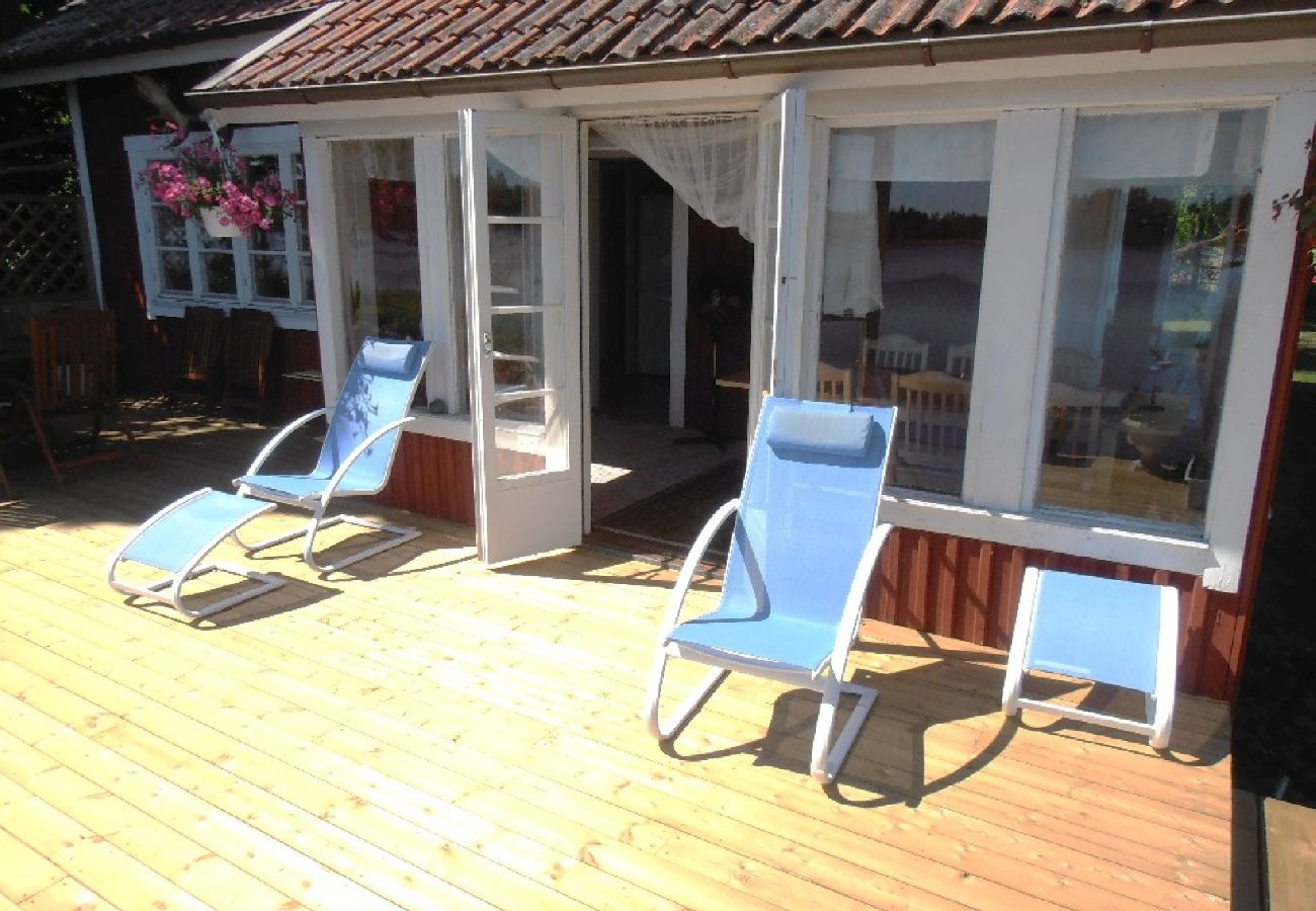 Ferienhaus in Björklinge - Ferienhaus am Wasser in Uppland