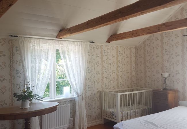 Ferienhaus in Vissefjärda - Ferienhaus in den Wäldern Smålands  mit Boot unweit vom See mit Boot, Internet und Sauna am See Ferienhaus in Vissefjärda - Ferienhaus in den Wäldern Smålands  mit Boot unweit vom See mit Boot, Internet und Sauna am See