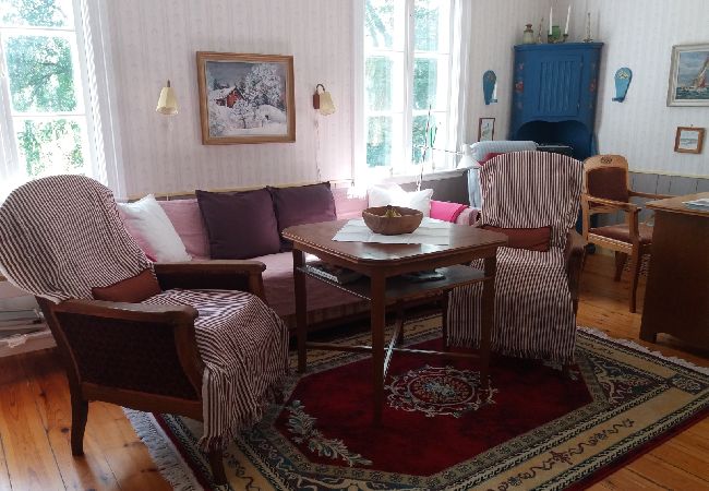 Ferienhaus in Vikbolandet - Auf einem Wassergrundstück mit eigenem Bootssteg Ferienhaus in Vikbolandet - Auf einem Wassergrundstück mit eigenem Bootssteg