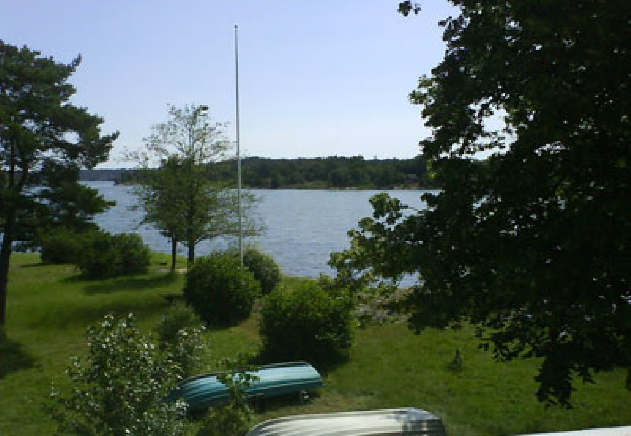 Ferienhaus in Vikbolandet - Auf einem Wassergrundstück mit eigenem Bootssteg