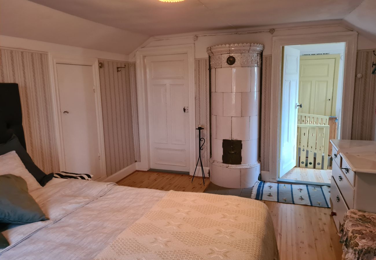Ferienhaus in Vikbolandet - Auf einem Wassergrundstück mit eigenem Bootssteg