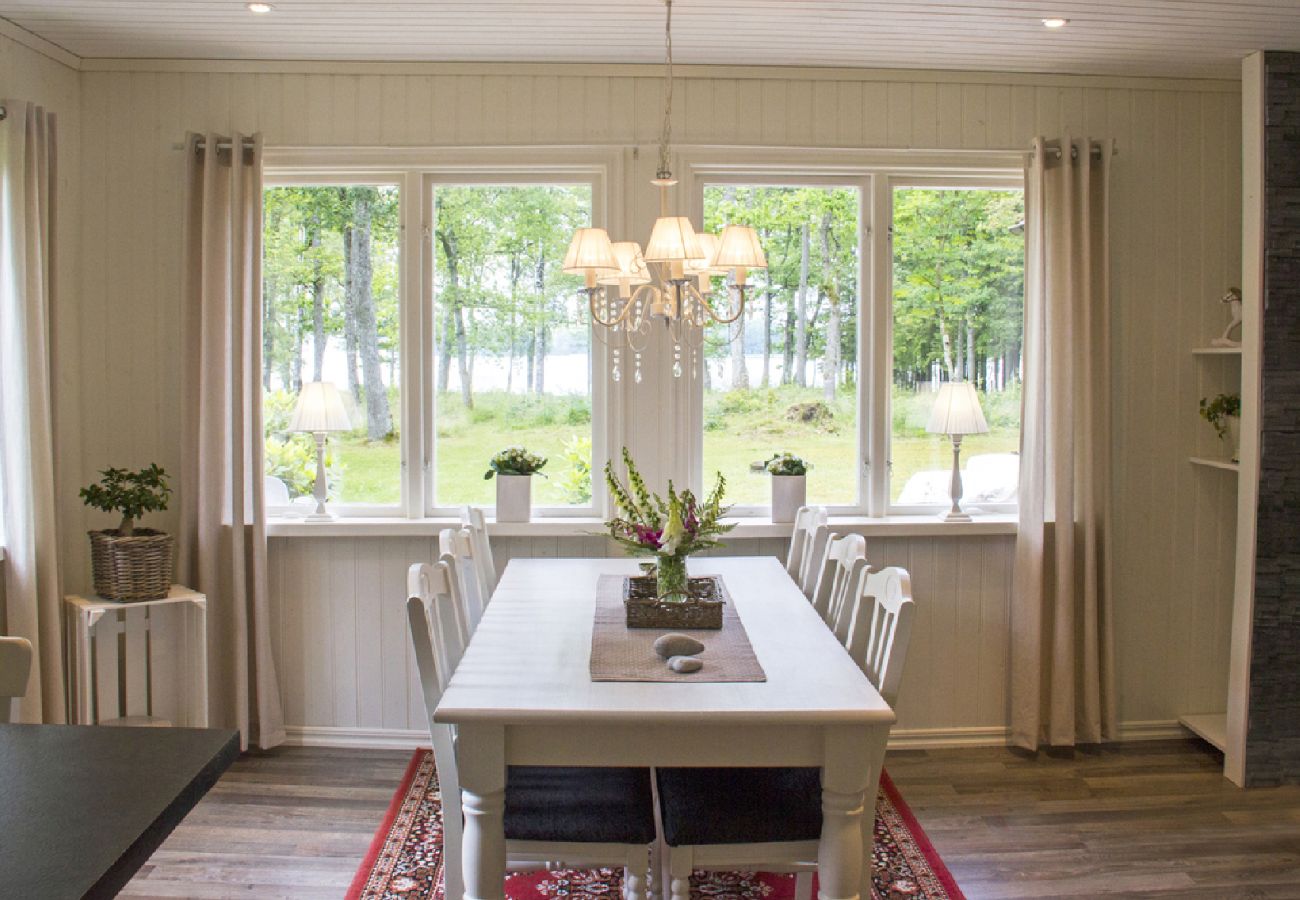 Ferienhaus in Annerstad - Ferienhaus direkt am See Kösen