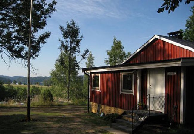 Ferienhaus in Dals Långed - Sjöstugan Solbacka