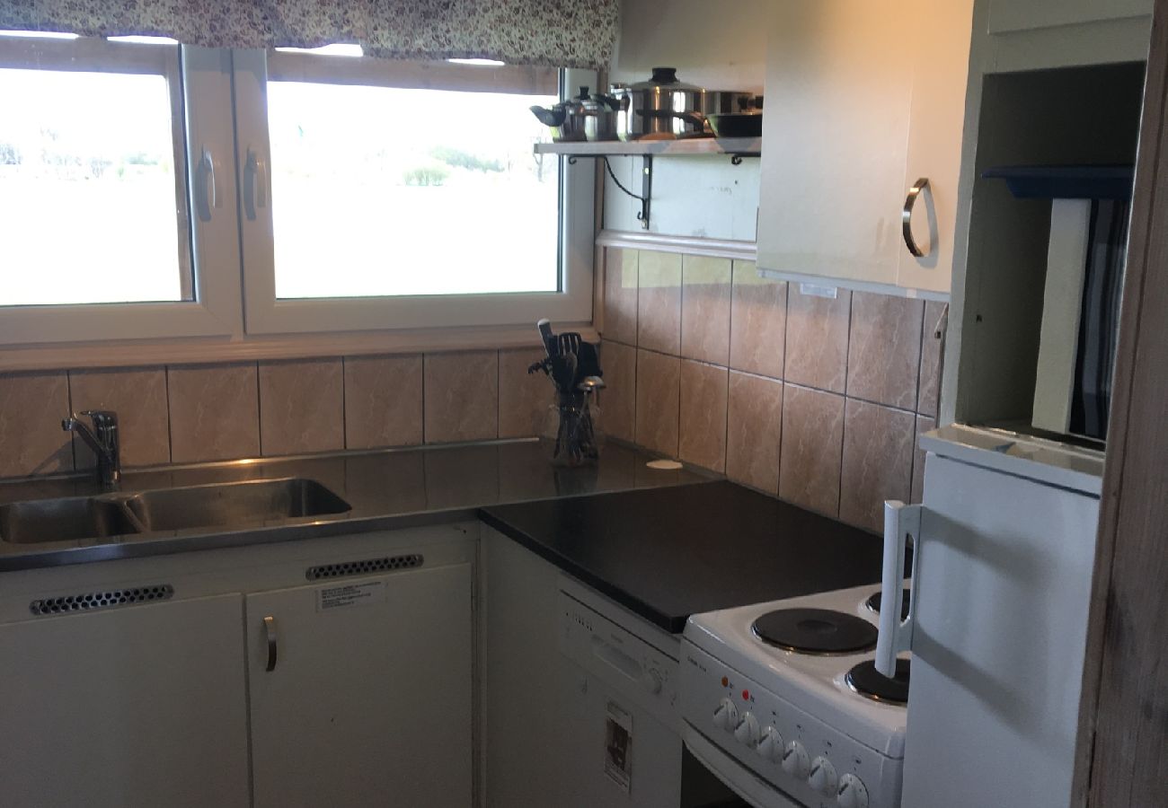 Ferienhaus in Köpingsvik - Urlaub auf Öland am See im Feriendorf