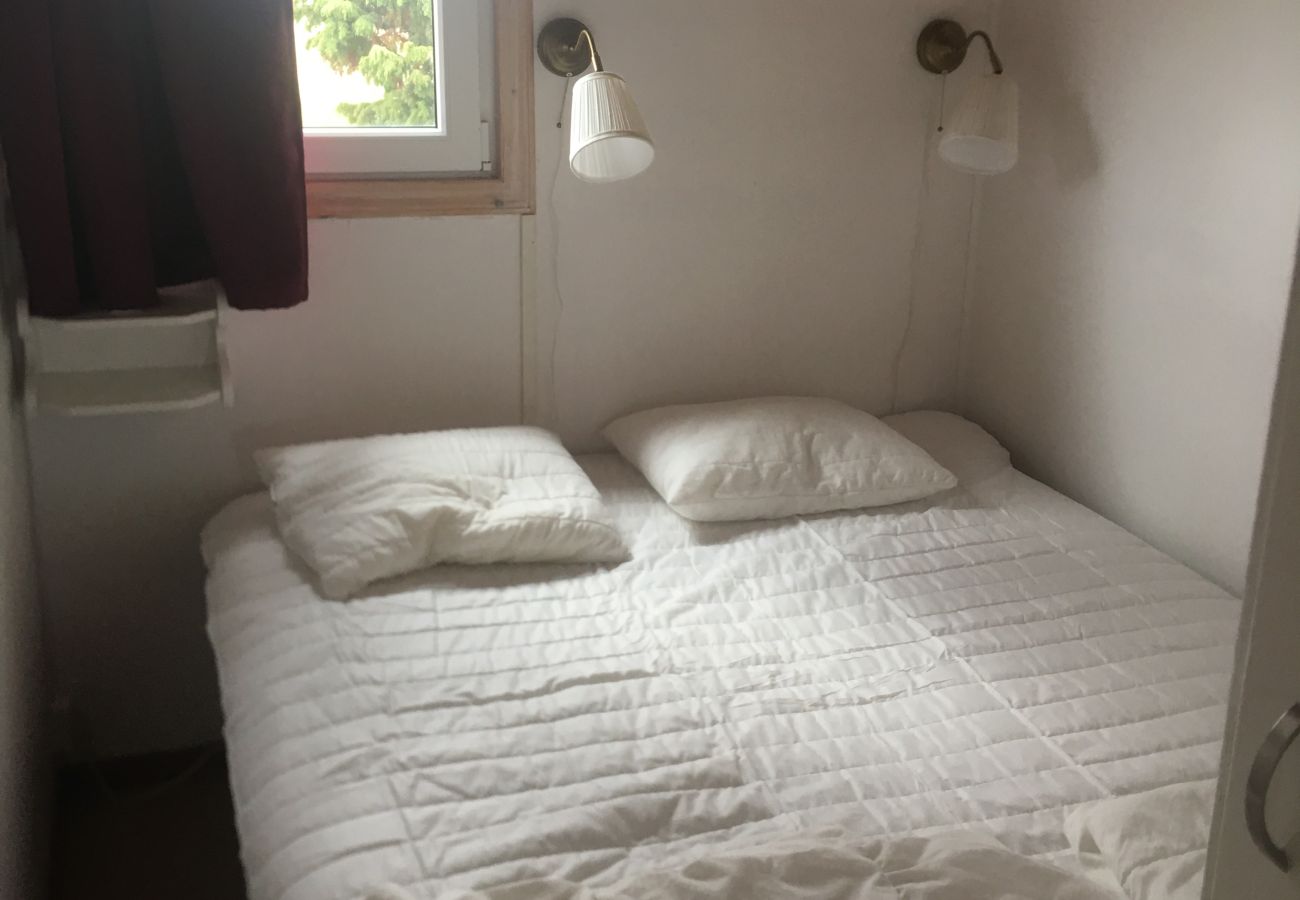 Ferienhaus in Köpingsvik - Urlaub auf Öland am See im Feriendorf