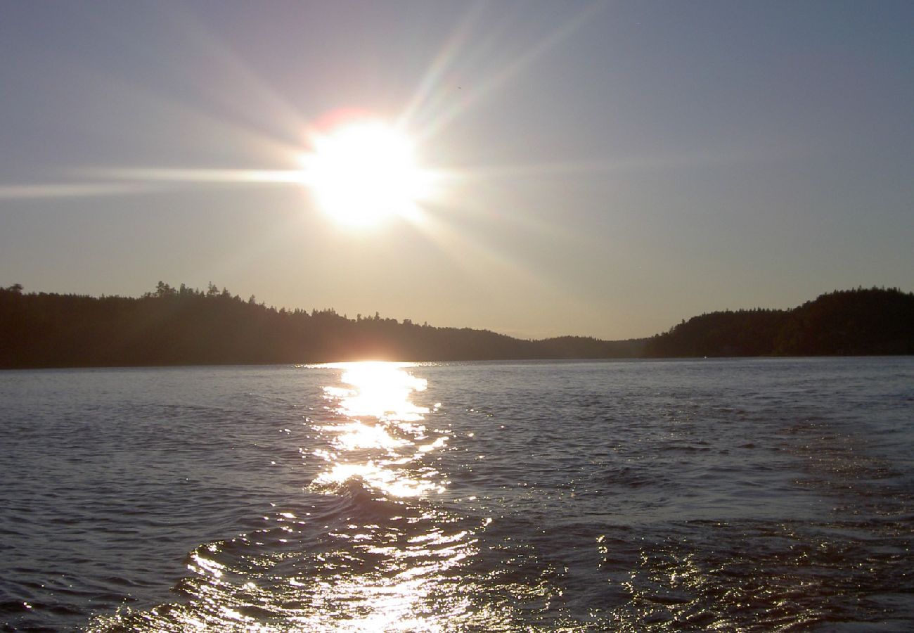 Ferienhaus in Finspång - Ferienhaus am See Glan