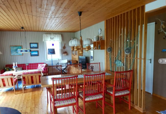 Ferienhaus in Valdemarsvik - Ferienhaus in den Schären an der Ostsee mit teilweise Meerblick Ferienhaus in Valdemarsvik - Ferienhaus in den Schären an der Ostsee mit teilweise Meerblick