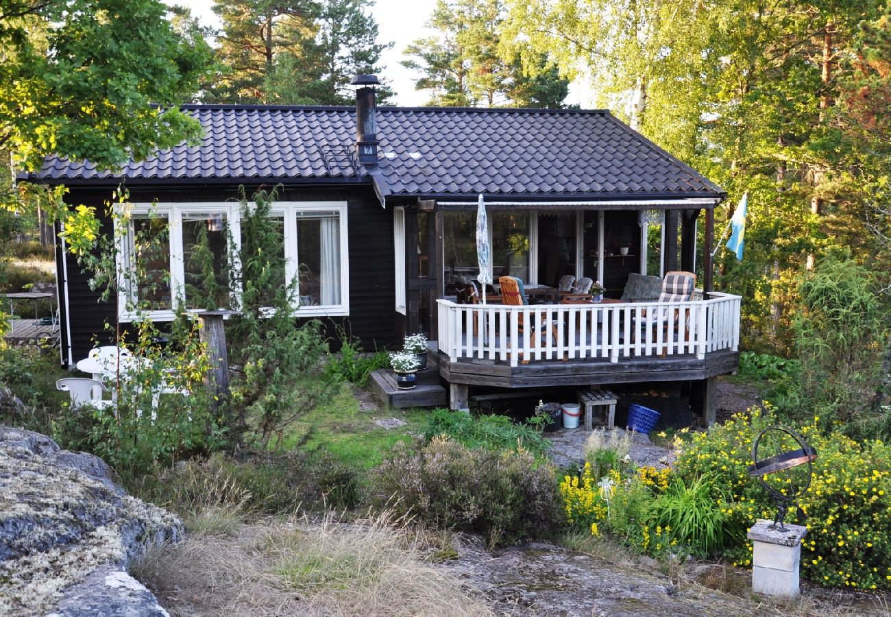 Ferienhaus in Valdemarsvik - Ferienhaus in den Schären an der Ostsee mit teilweise Meerblick