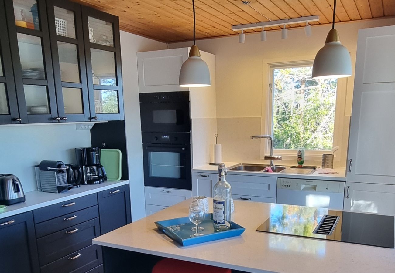 Ferienhaus in Valdemarsvik - Ferienhaus in den Schären an der Ostsee mit teilweise Meerblick