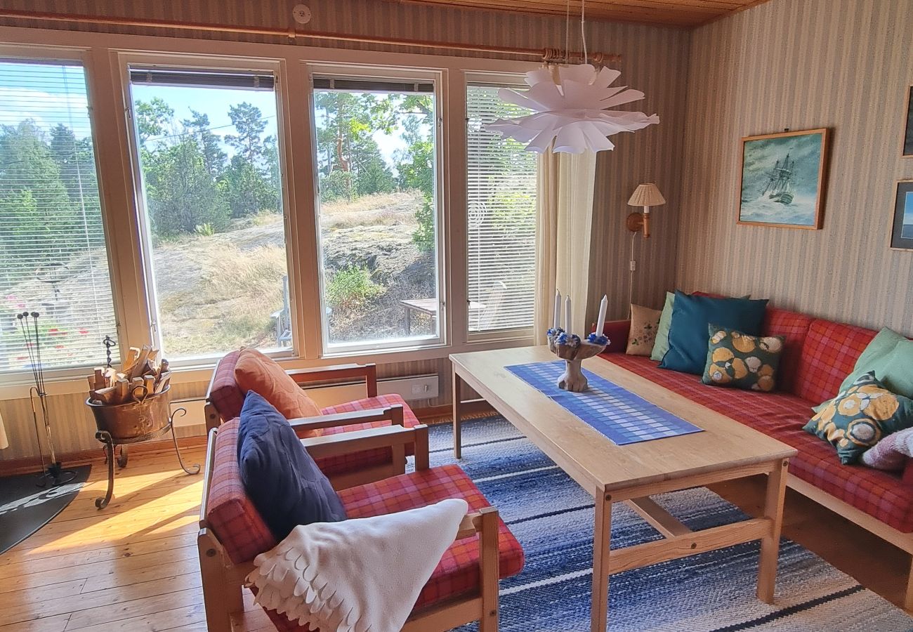 Ferienhaus in Valdemarsvik - Ferienhaus in den Schären an der Ostsee mit teilweise Meerblick