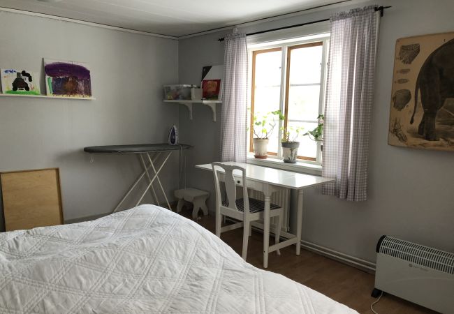 Ferienhaus in Tived - Urlaub auf einem Landhof mit eigenem Boot Ferienhaus in Tived - Urlaub auf einem Landhof mit eigenem Boot