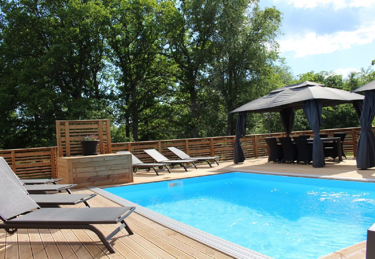 Ferienhaus in Väckelsång - Grosses Komfort-Ferienhaus mit privatem pool , Motorboot und Seeblick