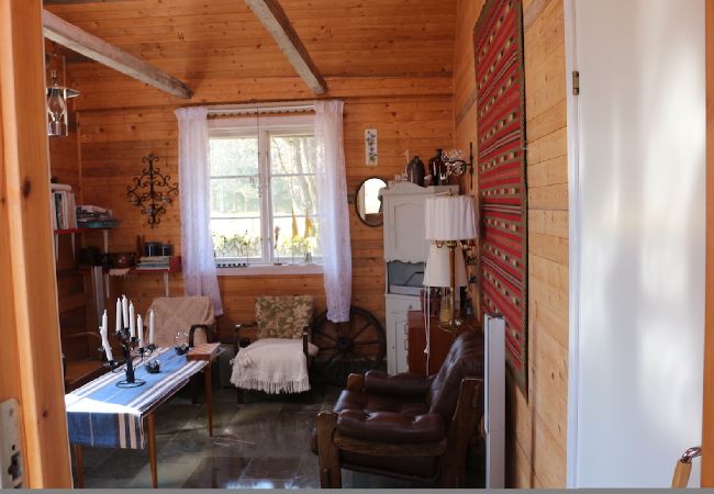 Ferienhaus in Osby - Grosses Ferienhaus auf einem Waldgrundstück mit Sauna und Boot am See