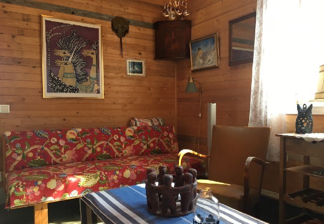 Ferienhaus in Osby - Grosses Ferienhaus auf einem Waldgrundstück mit Sauna und Boot am See
