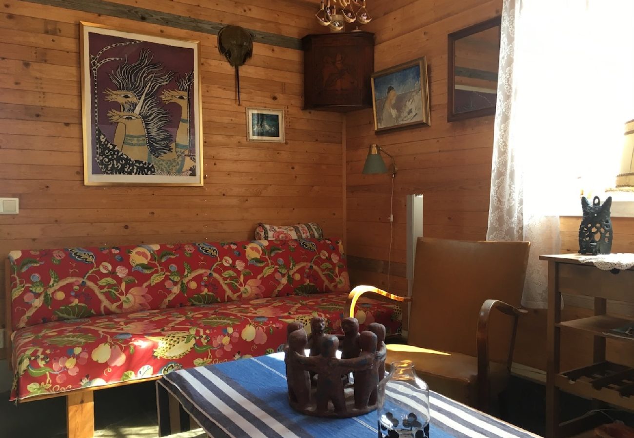 Ferienhaus in Osby - Grosses Ferienhaus auf einem Waldgrundstück mit Sauna und Boot am See