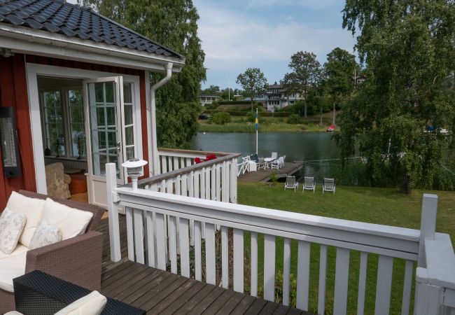 Ferienhaus in Österskär - Ferienhaus am Wasser im Stockholmer Schärengarten