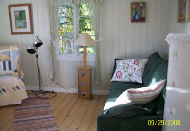 Ferienwohnung in Ljungskile - Lillstuga Ljungen Ferienwohnung in Ljungskile - Lillstuga Ljungen