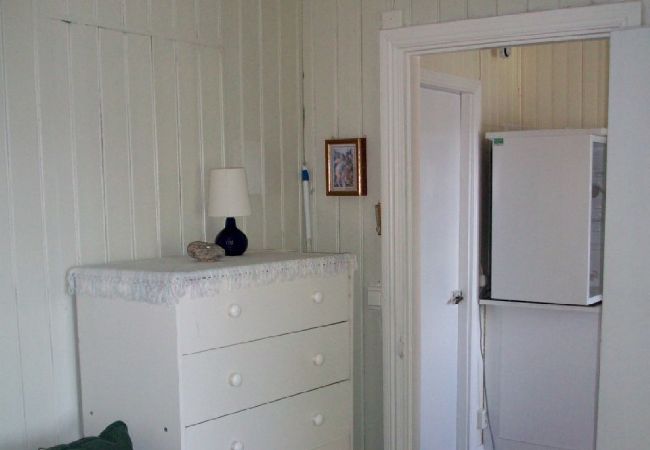 Ferienwohnung in Ljungskile - Lillstuga Ljungen Ferienwohnung in Ljungskile - Lillstuga Ljungen