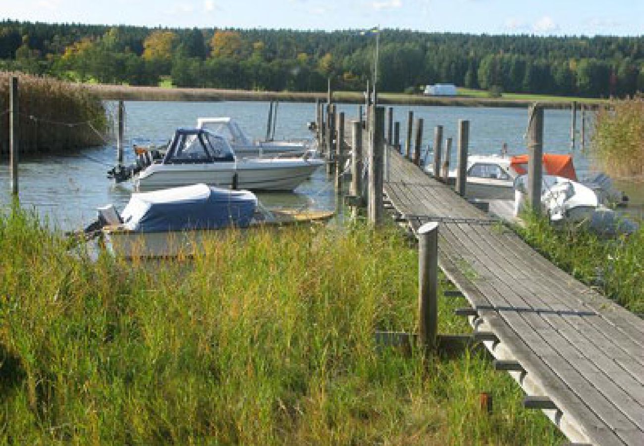 Ferienhaus in Hölö - Sommarstuga Mörkö