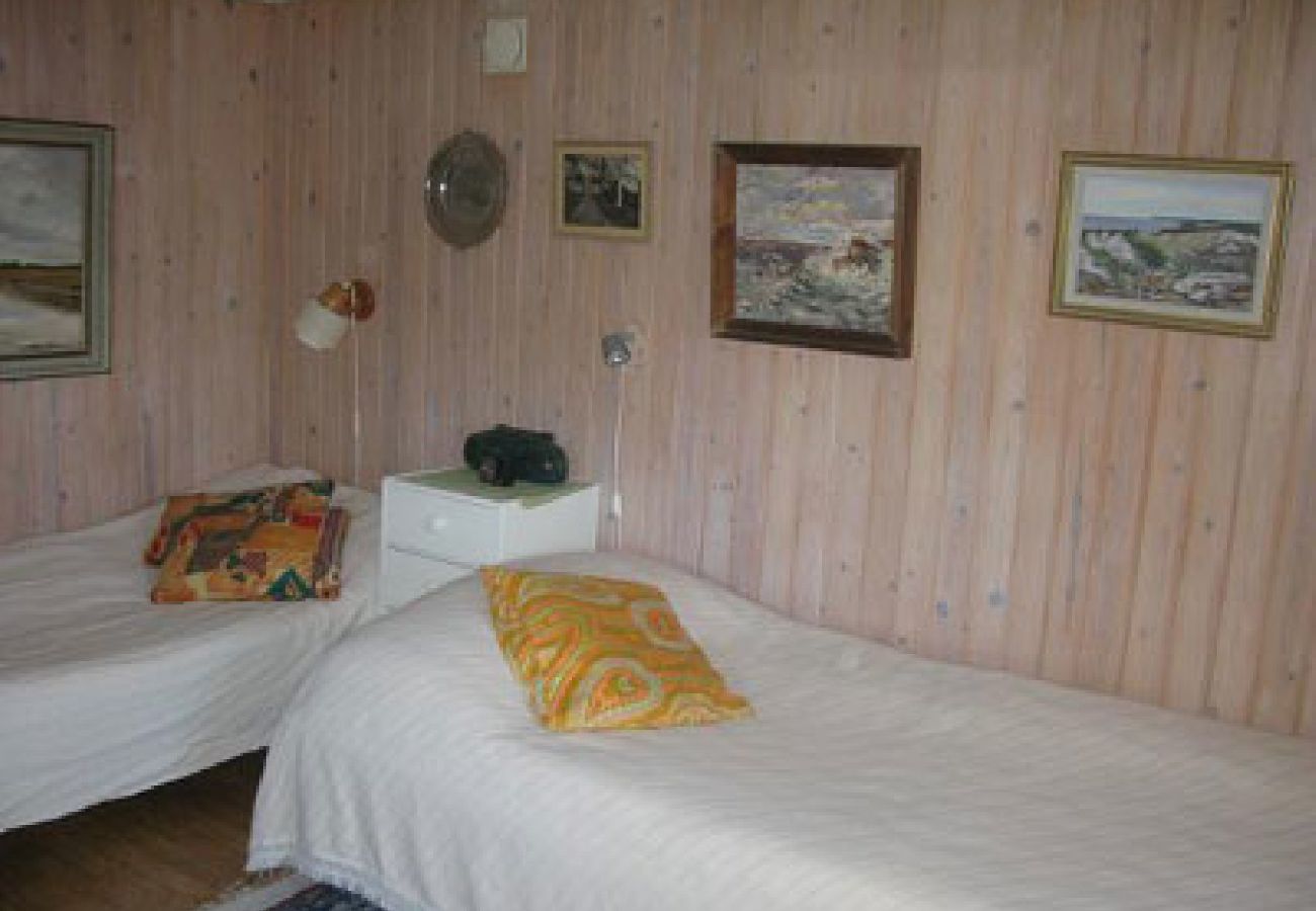 Ferienhaus in Hölö - Sommarstuga Mörkö