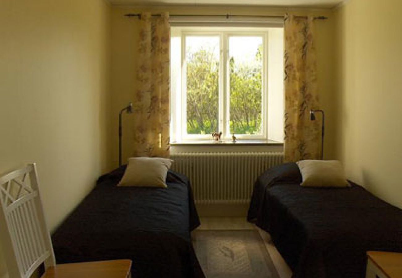 Ferienhaus in Löttorp - Strandvilla mit phantastischer Lage am Meer