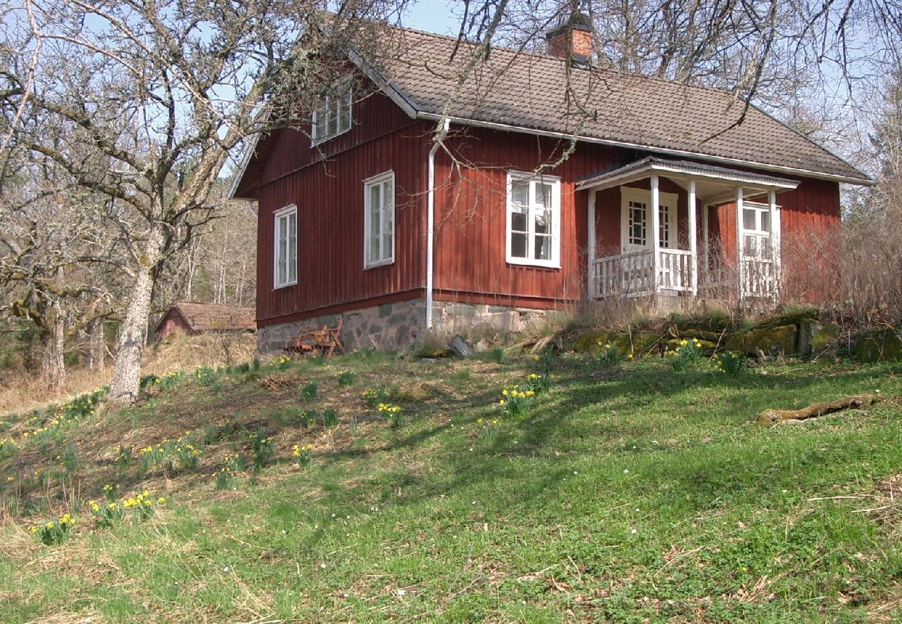 Ferienhaus in Köpmannebro - Ferienhaus am Ufer des Dalsland Kanals