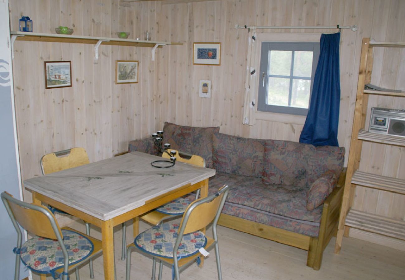 Ferienhaus in Arvidsjaur - Urlaub im Blaubeerwald am See mit Boot