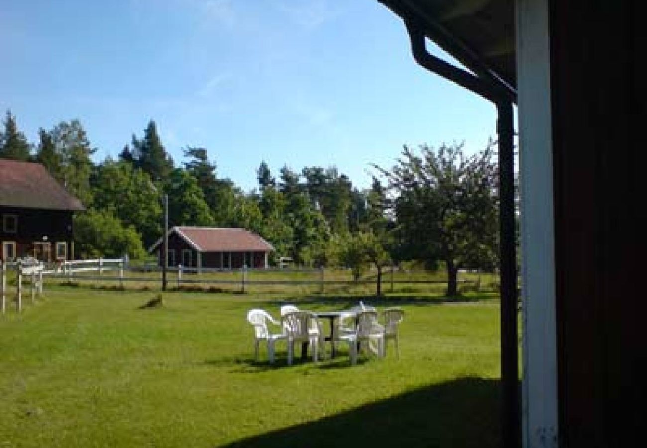 Ferienhaus in Motala - Ferienhaus auf einem Landhof am Vättern See