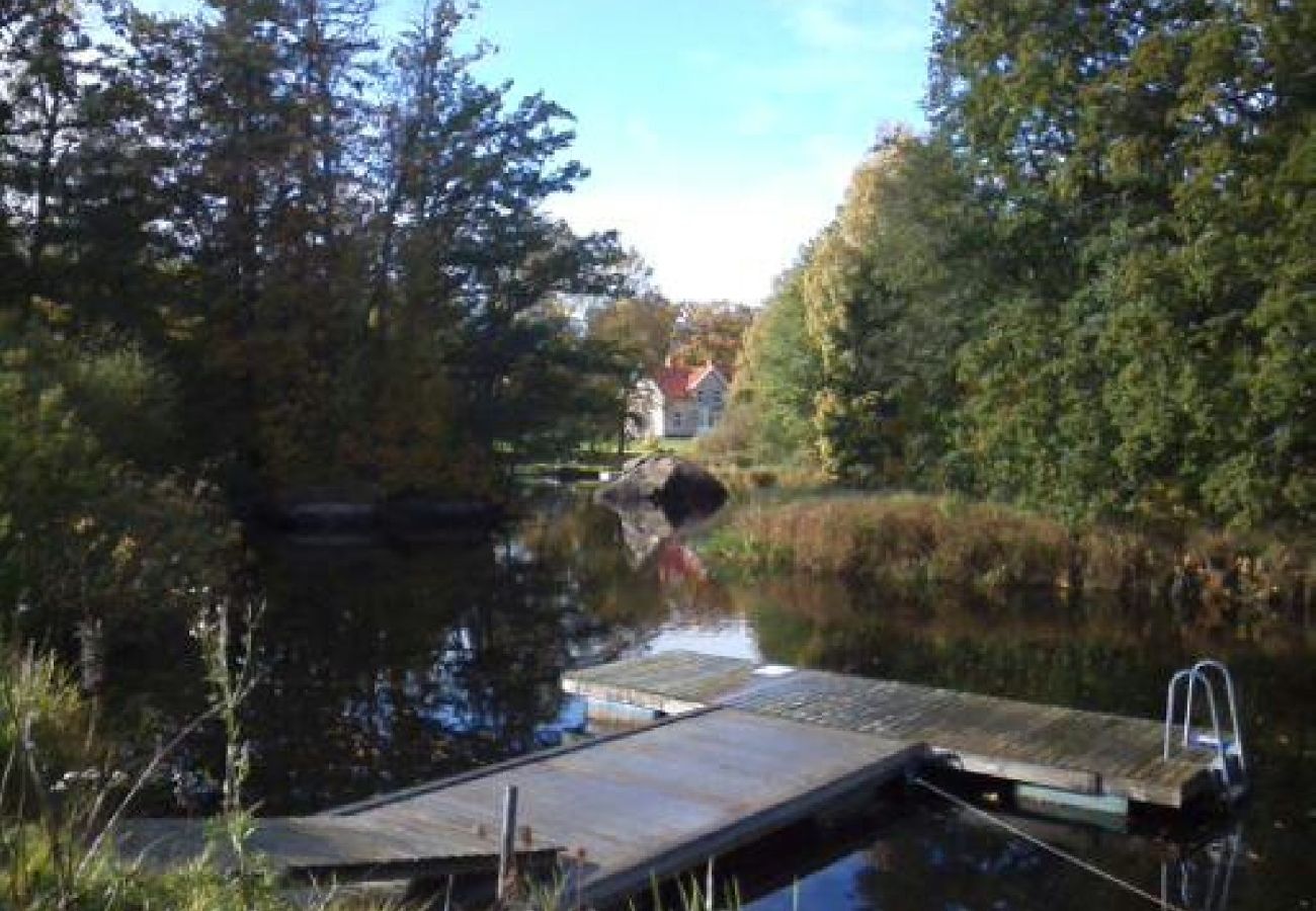 Ferienhaus in Ruda - Schönes Ferienhaus am Waldrand bei Högsby